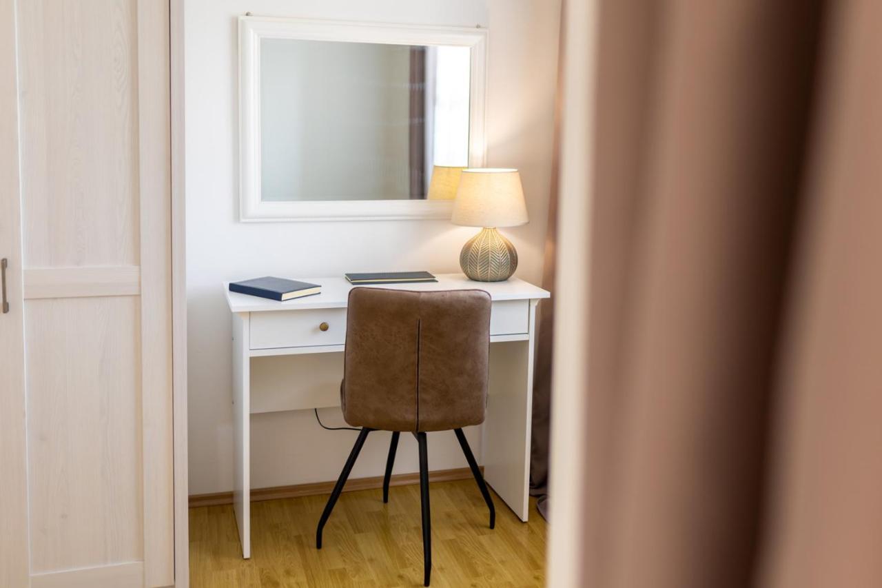 Apartment Demo Malinska Exteriör bild